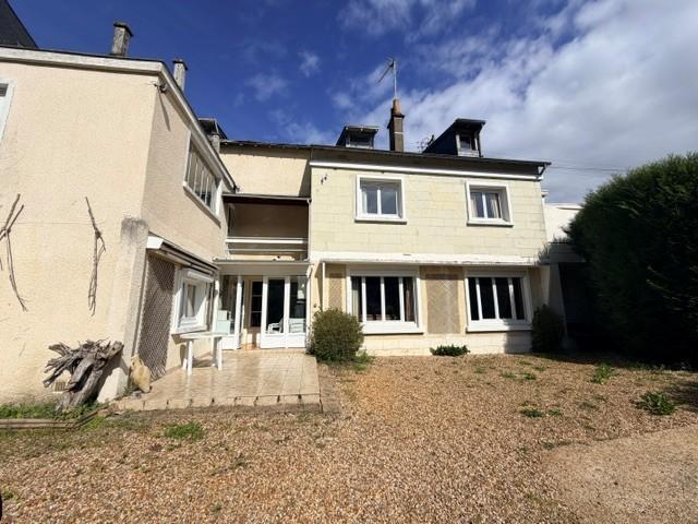 VENTE TRADITIONNELLE - MAISON - 6 PIECES - 130 M2 - A SAUMUR (49400)