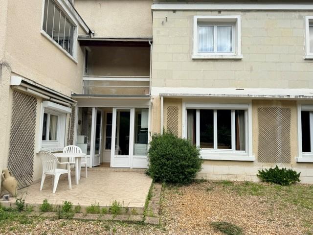VENTE TRADITIONNELLE - MAISON - 6 PIECES - 130 M2 - A SAUMUR (49400)