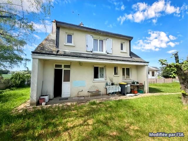 VENTE TRADITIONNELLE - MAISON - 5 PIECES - 85 M2 - A SOUZAY-CHAMPIGNY (49400)