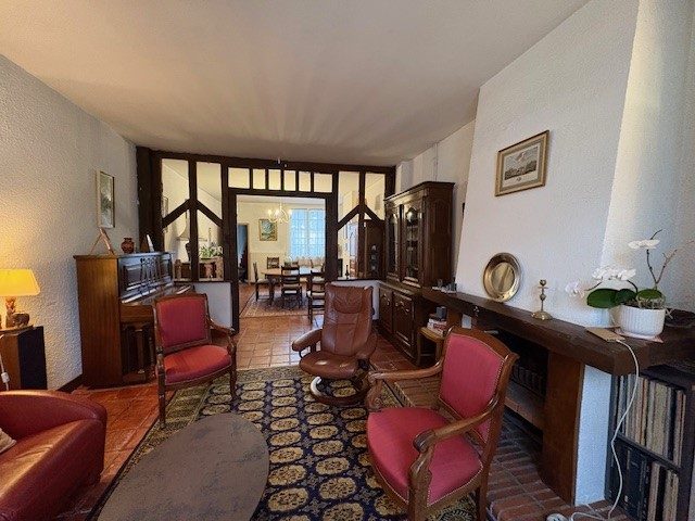 Vente Maison – 4 pièces – 185 m² à Saumur (49400)