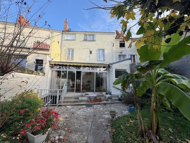 Vente Maison – 7 pièces – 165 m² à Saumur (49400)