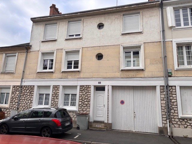 Vente Immeuble – à Saumur (49400)