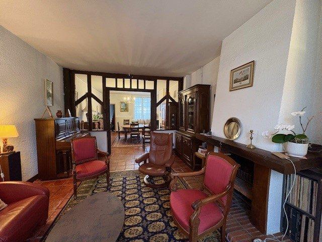 Vente Maison – 4 pièces – 185 m² à Saumur (49400)
