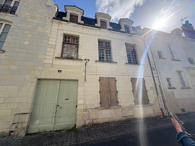 Vente Maison – 7 pièces – 210 m² à Saumur (49400)